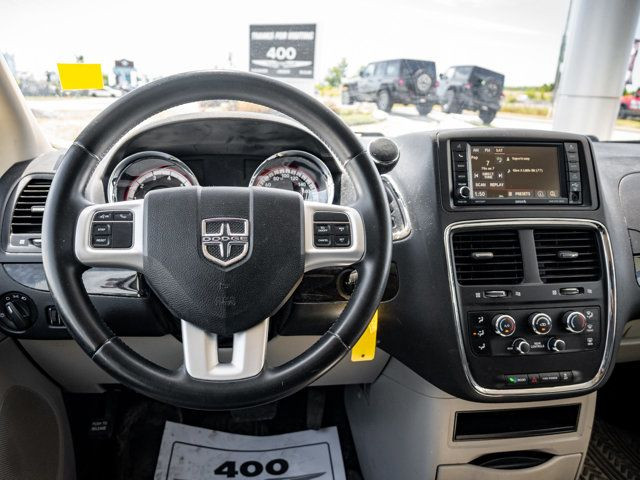 2016 Dodge Grand Caravan SXT in Cars & Trucks in Barrie - Image 2