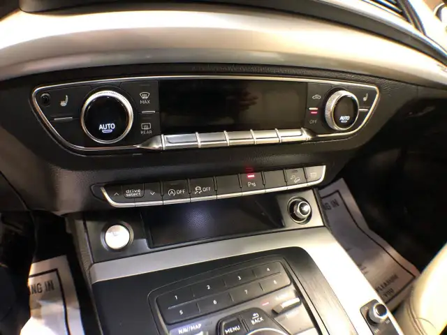 2018 Audi Q5 KOMFORT AWD LEATHER B/SPOT A/CARPLAY CAMERA dans Autos et camions dans Ville de Toronto - Image 23
