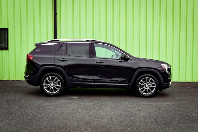 2022 GMC Terrain SLT • SUNROOF • BOSE AUDIO • HEATED LEATHER in Cars & Trucks in Ottawa - Image 2