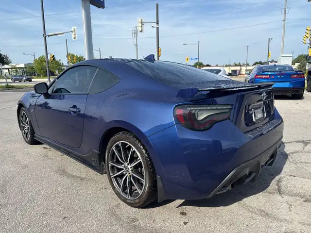 2018 Toyota 86 GT GT Auto in Cars & Trucks in Markham / York Region - Image 7