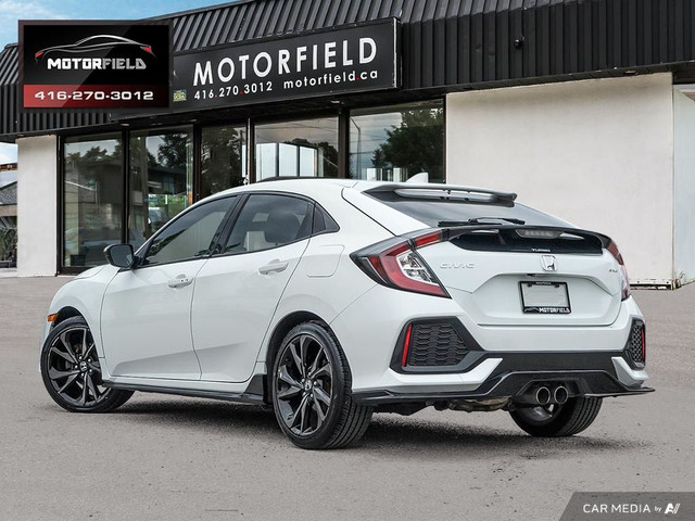 2017 Honda Civic Hatchback Sport Manual *Sunroof, Loaded, Rare* in Cars & Trucks in City of Toronto - Image 4