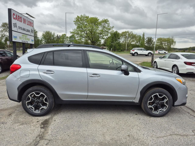 2015 Subaru XV Crosstrek 2.0i w/Touring Pkg in Cars & Trucks in London - Image 2