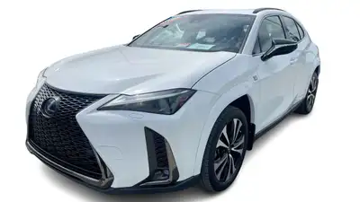 F Sport 1, Sièges chauffants et ventilés, volant chauffant, toit ouvrant, caméra de recul, détéction...