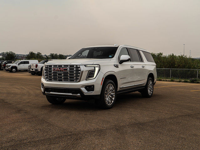 2025 GMC Yukon XL Denali in Cars & Trucks in Strathcona County - Image 4