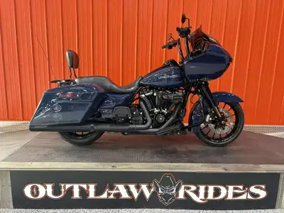 This 2019 Road Glide Special is ready for you and the open road! It is equipped with aftermarket han...