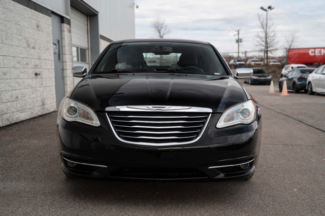 2011 Chrysler 200 Limited *8 Pneus* BIEN ENTRETENUE ET TRES BAS  in Cars & Trucks in City of Montréal - Image 3