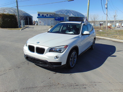 2014 BMW X1 ********4 CYLINDRES******TOIT PANORAMIQUE*******FINA