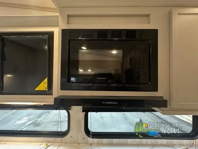 2025 Dutchmen RV Astoria 260RK in Travel Trailers & Campers in Truro - Image 13