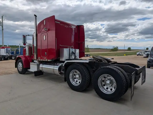 2007 PETERBILT 378 in Heavy Trucks in Kamloops - Image 10