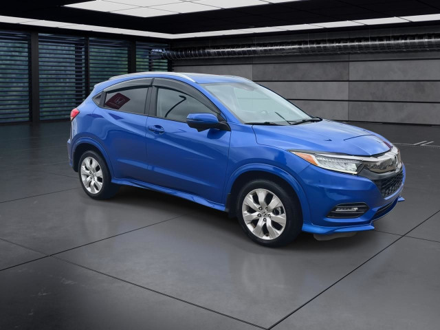 2022 Honda HR-V Touring l One Owner l Clean CarFax l Local Vehic in Cars & Trucks in Calgary - Image 2