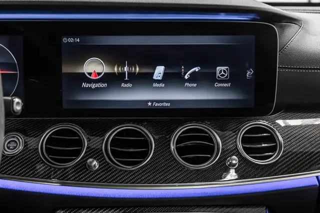 2020 Mercedes-Benz E53 4MATIC+ Wagon | Premium | Night | AMG Con in Cars & Trucks in City of Montréal - Image 49