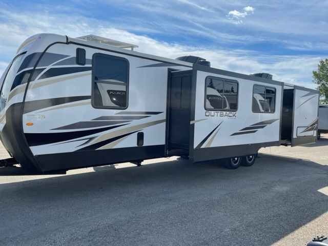 2022 Keystone Outback 342CG in Travel Trailers & Campers in Edmonton - Image 4