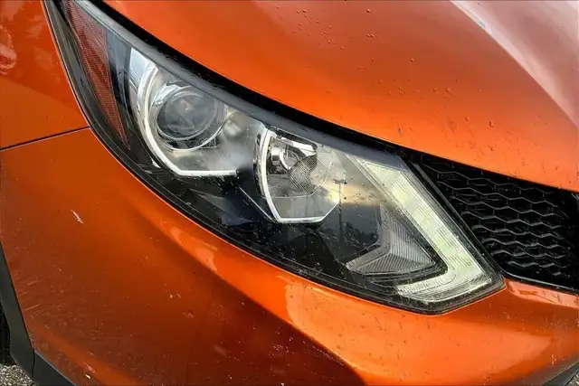 2018 Nissan Qashqai AWD SV in Cars & Trucks in Edmonton - Image 28