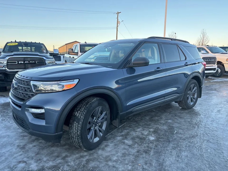 ONE OWNER 2021 FORD EXPLORER XLT 4X4