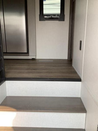 Columbus CMF393RLW The 393RL is the biggest couples coach River Ranch has to offer. This floorplan p... (image 8)