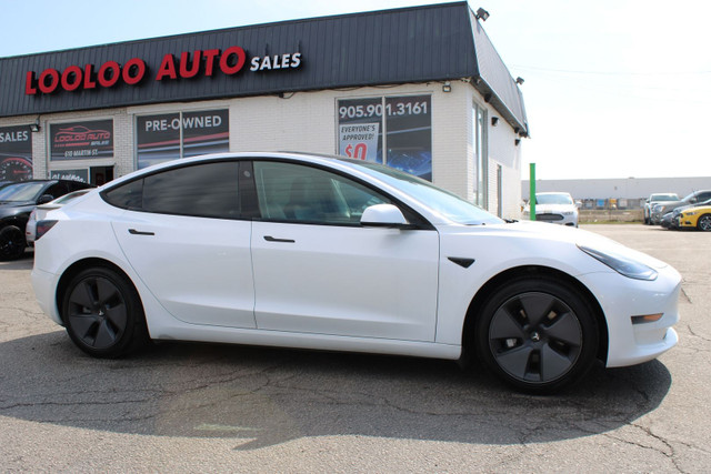 2021 Tesla Model 3 in Cars & Trucks in Oakville / Halton Region