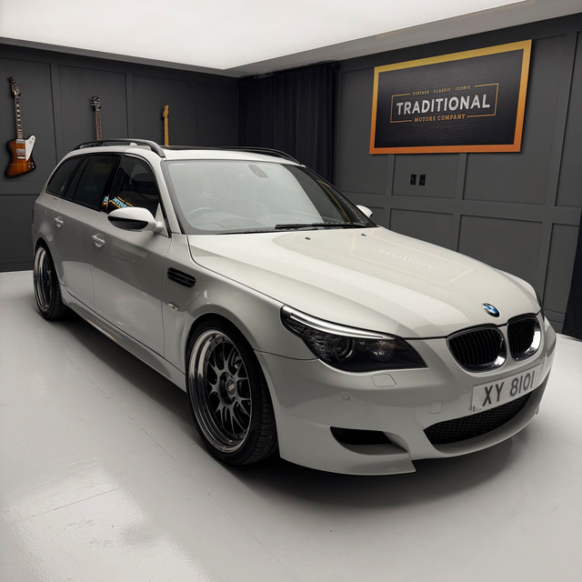 2008 BMW M5 in Cars & Trucks in Guelph