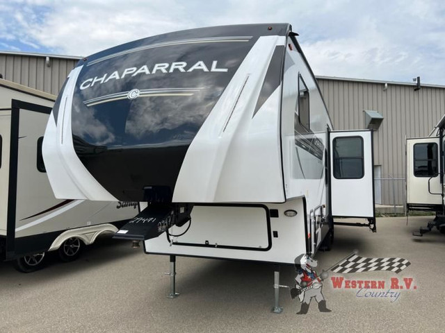 2022 Coachmen RV Chaparral Lite 274BH in Travel Trailers & Campers in Calgary