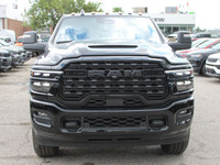 4x4, 6.7L Cummins HO Turbo Diesel, 8-Speed TorqueFlite HD, Power Sunroof, Rear Auto-Levelling Air Su... (image 8)