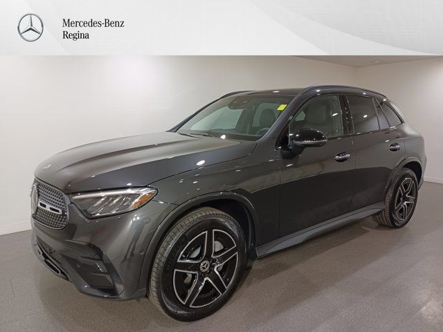 2026 Mercedes-Benz GLC GLC 300 in Cars & Trucks in Regina