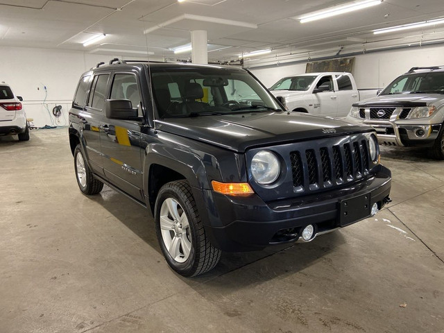 2014 Jeep Patriot Limited - 4WD LEATHER SUNROOF NAVI BU CAM in Cars & Trucks in Calgary - Image 3