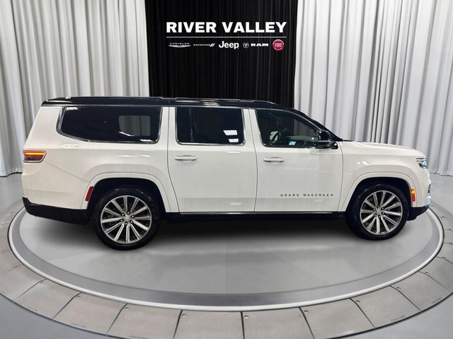 2023 Jeep Grand Wagoneer L in Cars & Trucks in Strathcona County - Image 2