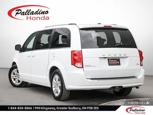 2018 Dodge Grand Caravan Crew Plus in Cars & Trucks in Sudbury - Image 5