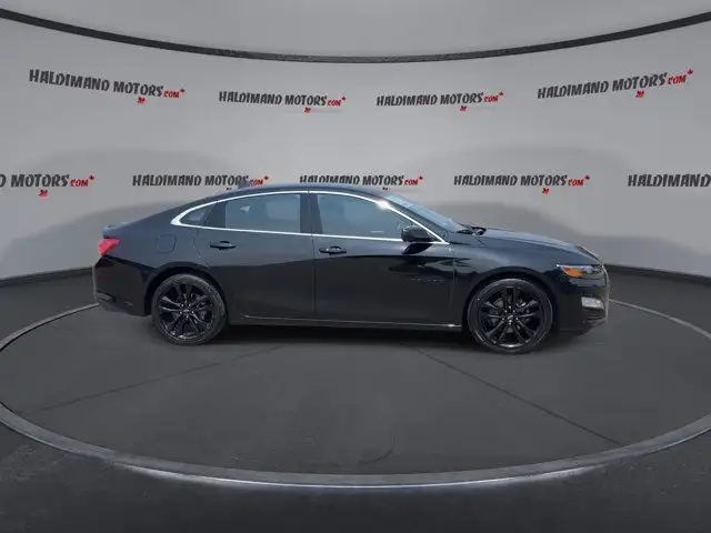 2023 Chevrolet Malibu 1LT in Cars & Trucks in Hamilton - Image 10