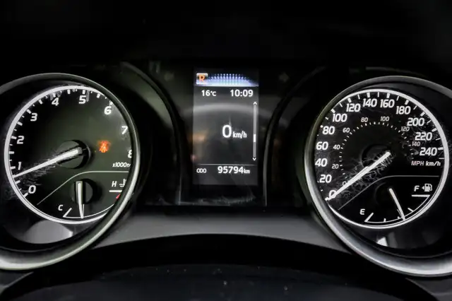 2023 Toyota Camry SE • HEATED SEATS • CP/AA • REAR CAM in Cars & Trucks in Kingston - Image 20