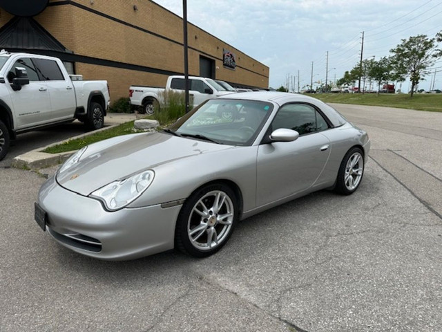 2002 Porsche 911 CARRERA Cabriolet 6 Spd MANUAL ANDRIOD AUTO Cer in Cars & Trucks in Mississauga / Peel Region - Image 2