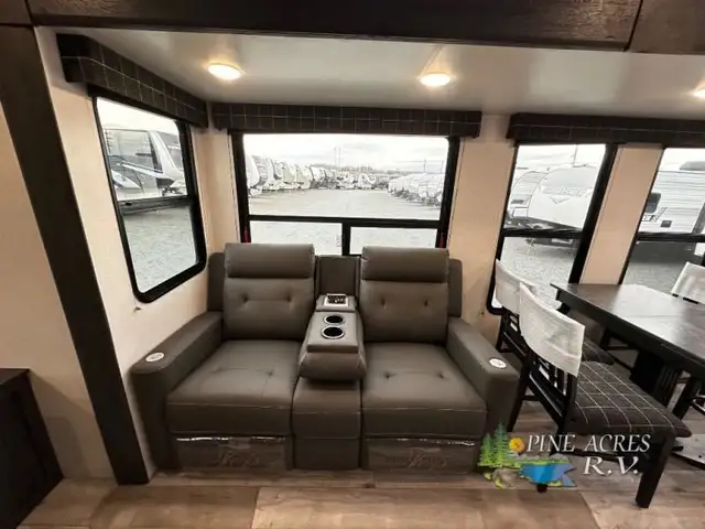 2023 KZ Sportsmen 363FL in Travel Trailers & Campers in Truro - Image 32