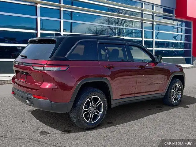 2022 Jeep Grand Cherokee Trailhawk | Leather | Nav | Pano Roof in Cars & Trucks in Guelph - Image 7