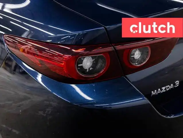 2022 Mazda Mazda3 GT w/ Apple CarPlay & Android Auto, Power Moon in Cars & Trucks in Ottawa - Image 11