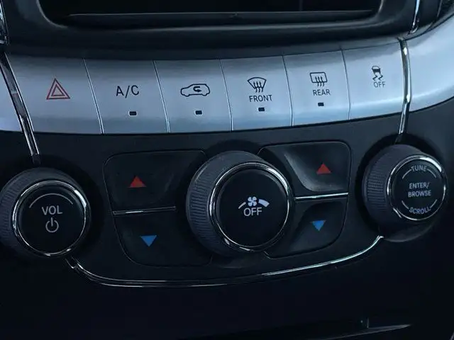 2018 Dodge Journey Canada Value Pkg | Front Wheel Drive in Cars & Trucks in Prince George - Image 20