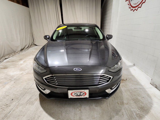 2017 Ford Fusion in Cars & Trucks in Windsor Region - Image 2