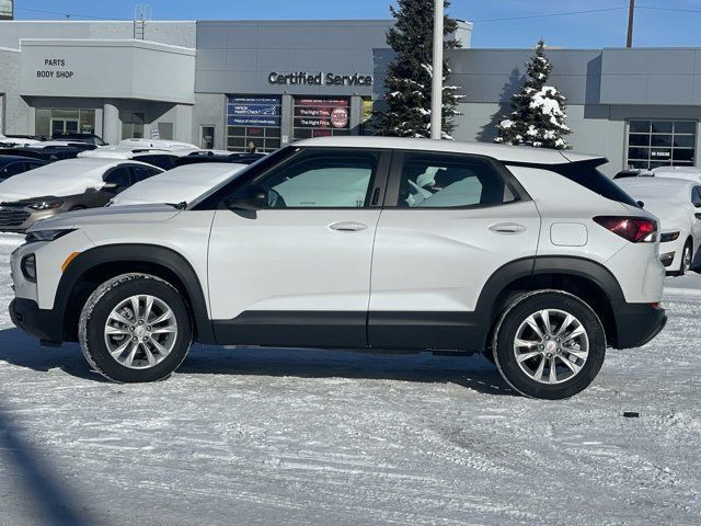  2023 Chevrolet Trailblazer LS in Cars & Trucks in Calgary - Image 2