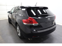 +Sièges en cuir / Leather interior +Sièges chauffants / Heated seats +Bluetooth +Toit ouvrant / Sunr... (image 4)