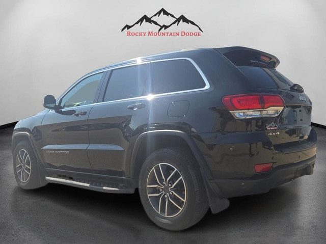 LOW MILEAGE 2021 JEEP GRAND CHEROKEE 4X4 in Cars & Trucks in Red Deer - Image 3