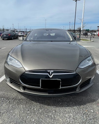 2016 Tesla Model S 90D - Titanium Silver