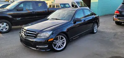 Black on Beige, No Accidents, Air conditioning, Bluetooth, Cruise control, Electric doors, Electric...