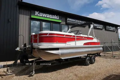SAVE $12400.00 2024 Princecraft Vectra 23 WRL Sport Special Features: - Full Glass windshield with w...
