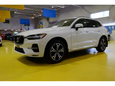 Volvo XC60 B6 AWD- Electric Mild Hybrid, 1 propriétaire, jamais accidenté , équipé d'un toit panoram...