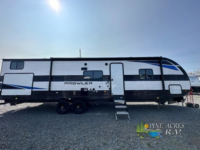 2022 Heartland Prowler 335BH in Travel Trailers & Campers in Truro