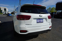 SAFETY INCLUDED Very Clean Kia Sorento LX 2.4L 4CYL AWD with Automatic Transmission. White on Black... (image 4)