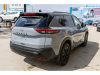 MIDNIGHT EDITION NISSAN ROGUE WITH A CLEAN CARFAX! - Leather Interior - Panoramic Sunroof - Power Li... (image 9)
