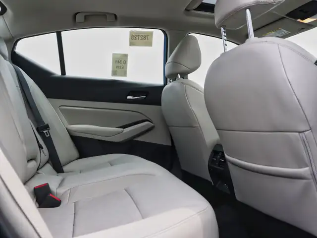 2025 Nissan Altima Platinum in Cars & Trucks in Oakville / Halton Region - Image 19