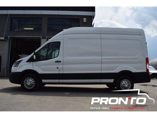 2023 Ford Transit Cargo Van AWD ** GATANTIE FORD ** T-250 148WB  in Cars & Trucks in Laval / North Shore - Image 3