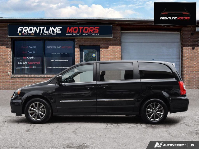 2015 Chrysler Town & Country 4dr Wgn S in Cars & Trucks in City of Toronto - Image 3
