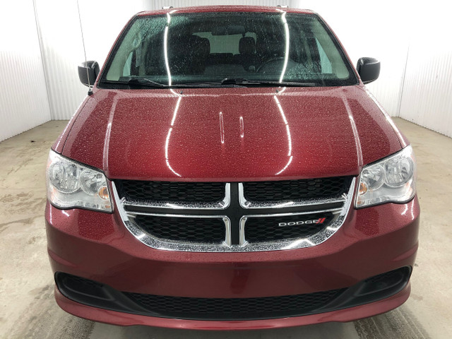 2016 Dodge Grand Caravan SXT 7 Passagers Stow n go Mags in Cars & Trucks in Shawinigan - Image 2