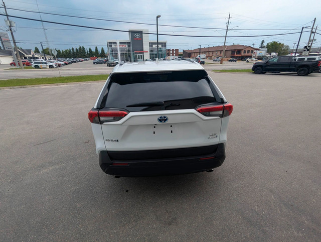 2023 Toyota RAV4 Hybrid XLE in Cars & Trucks in Timmins - Image 4